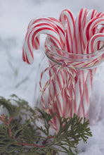 Load image into Gallery viewer, 8oz Candy Cane Lane Candle
