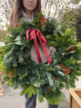 Load image into Gallery viewer, HOLIDAY WREATHS (Final Round) no
