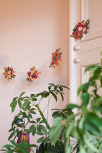 Load image into Gallery viewer, Bouquet Sewn Garland
