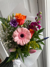 Load image into Gallery viewer, Small Hand-tied Floral Bouquet (Mother&#39;s Day Pre-Order)
