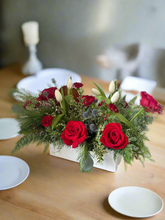 Load image into Gallery viewer, (PRE-ORDER) Holiday Centrepiece
