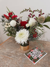 Load image into Gallery viewer, (PRE-ORDER) Holiday Centrepiece
